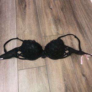 NWOT VS Pink Black Lace Date Push Up Bra